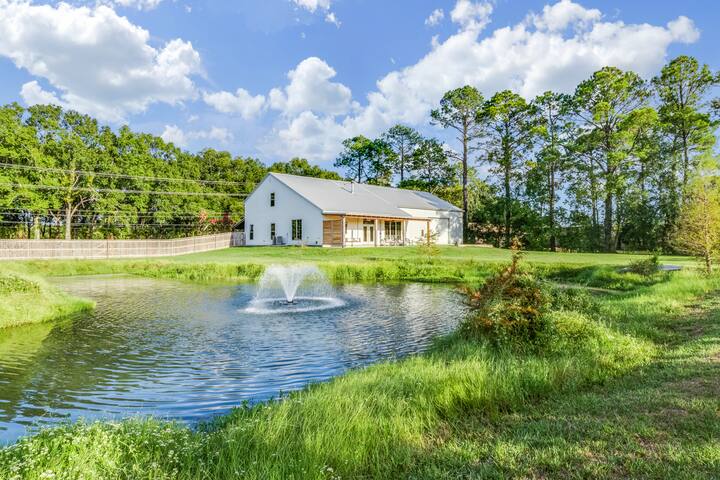 Lodgeful Vacation Rentals managed Airbnb listing 1