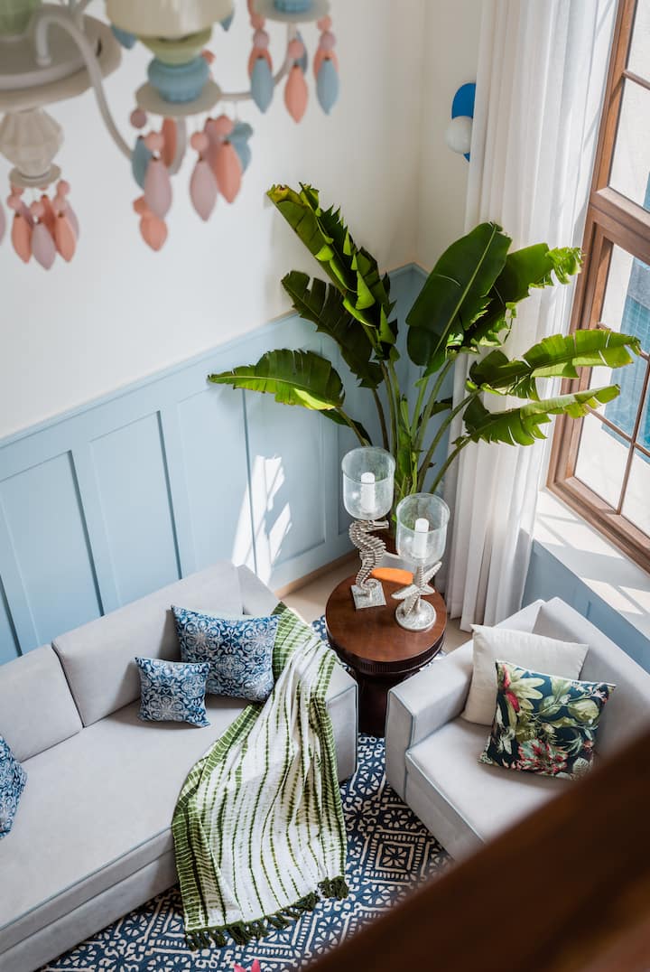 Living room image 9