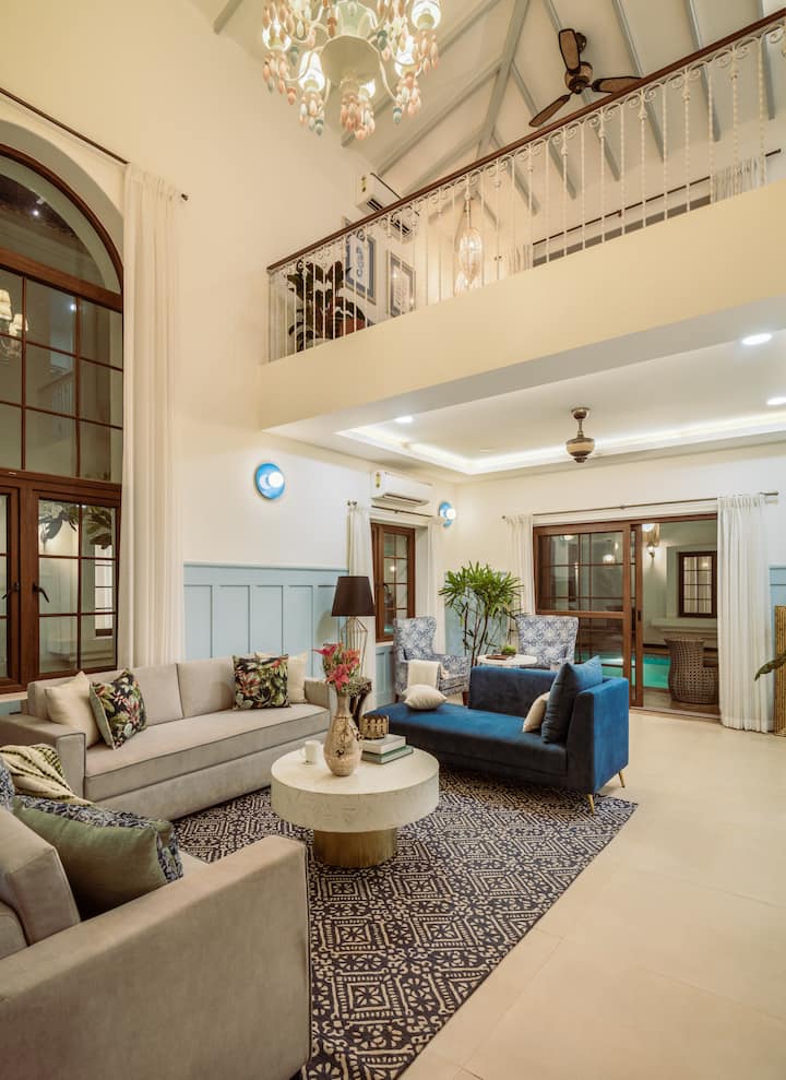 Living room image 11
