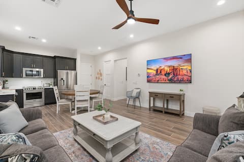 Top performing Airbnb: Perfect Peoria Casita w/ Private Patio! in Peoria