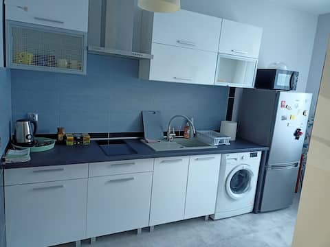 Popular Airbnb listing: Apartment in a single-family home in łódź Bałuty