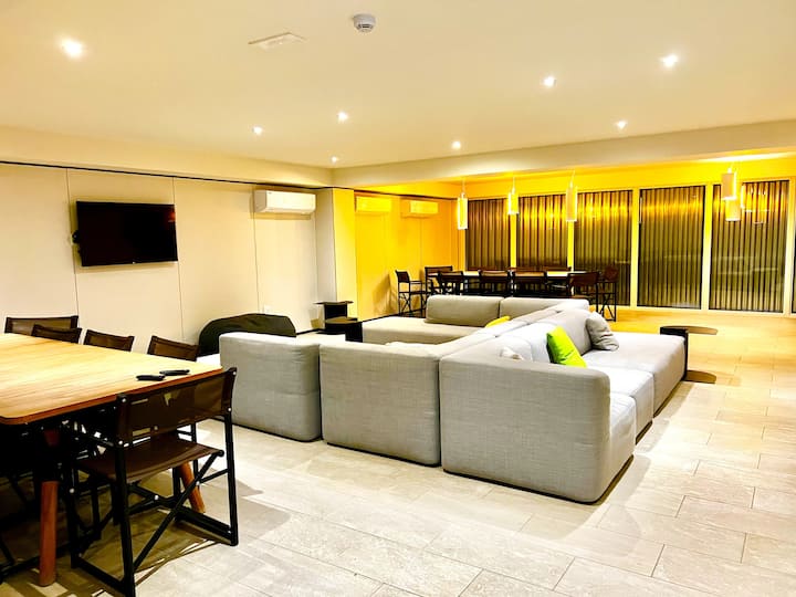 The Emerald at Maho - Apartments for Rent in Lowlands, Sint