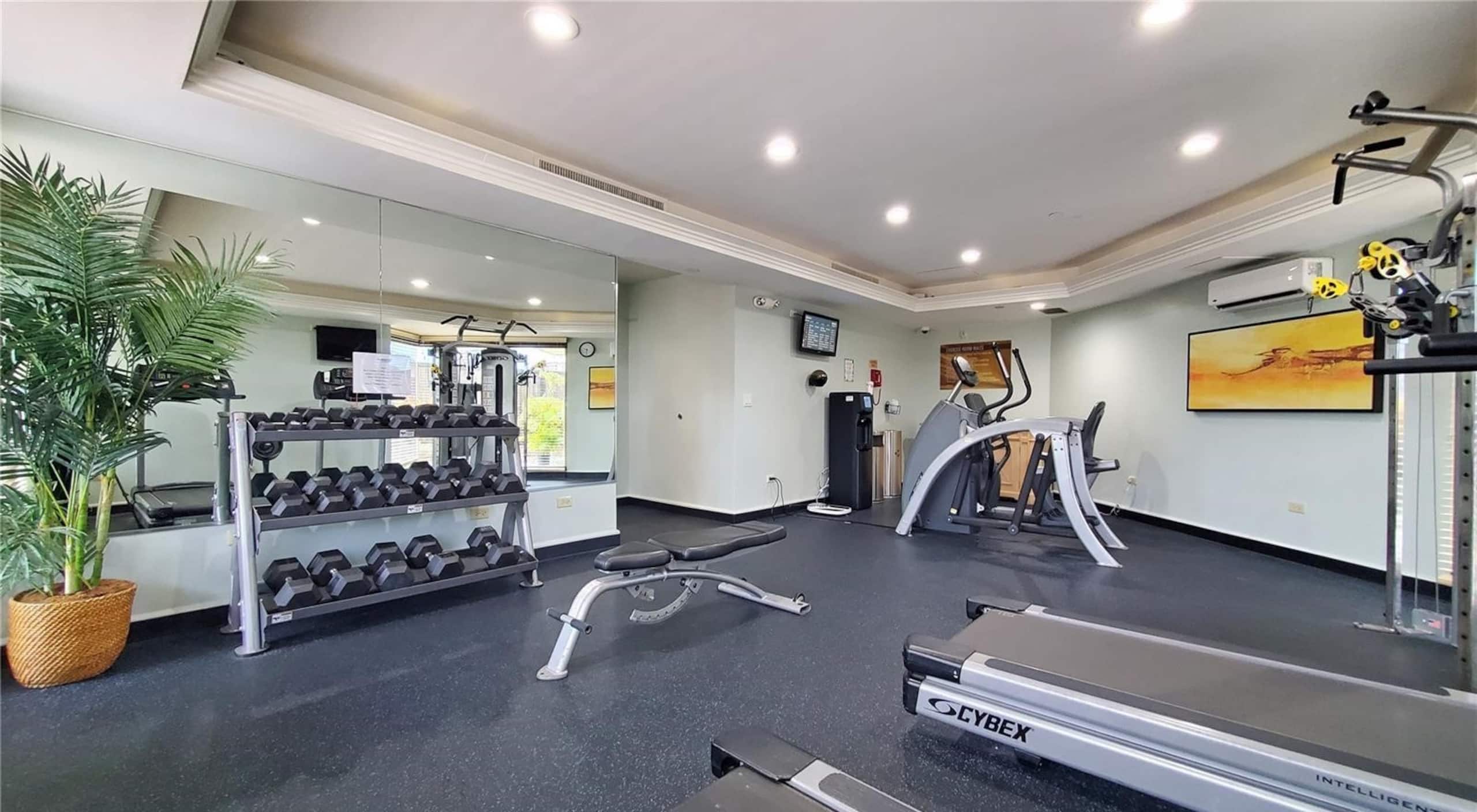21F- Studio • NO Resort Fees • 2 Queen Beds - Image 16