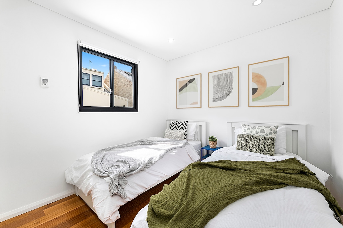 غرفة النوم 2