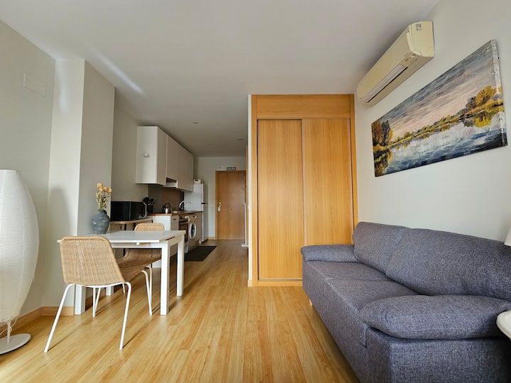 Nice Studio For 2 - Metro Stop At 500m - Alcobendas
