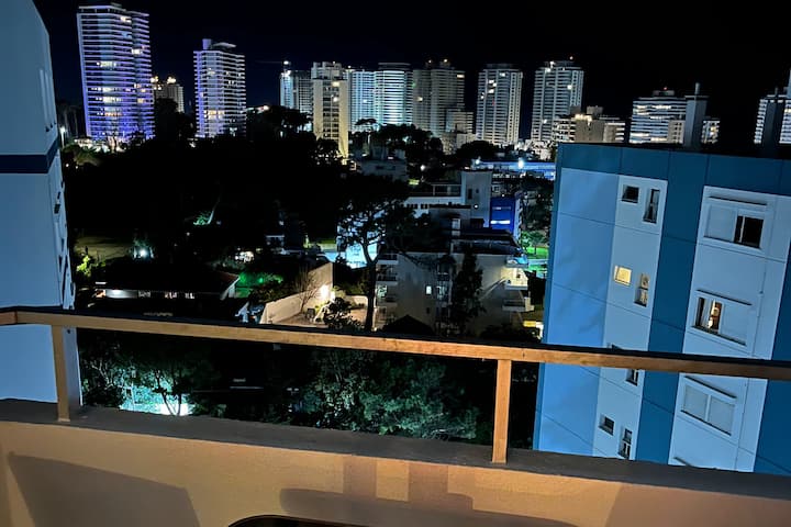 Apartamento Con Lindas Vistas! - Uruguay