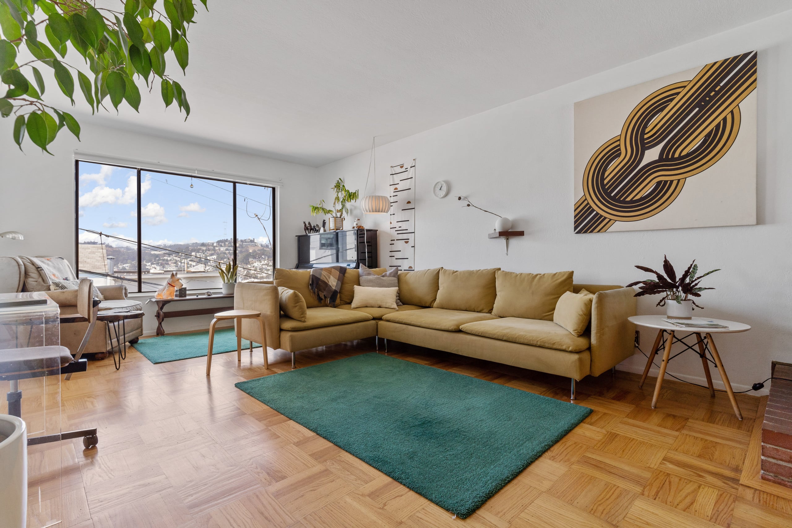 Home in San Francisco · ★4.59 · 2 bedrooms · 2 beds · 1 bath - Image 6