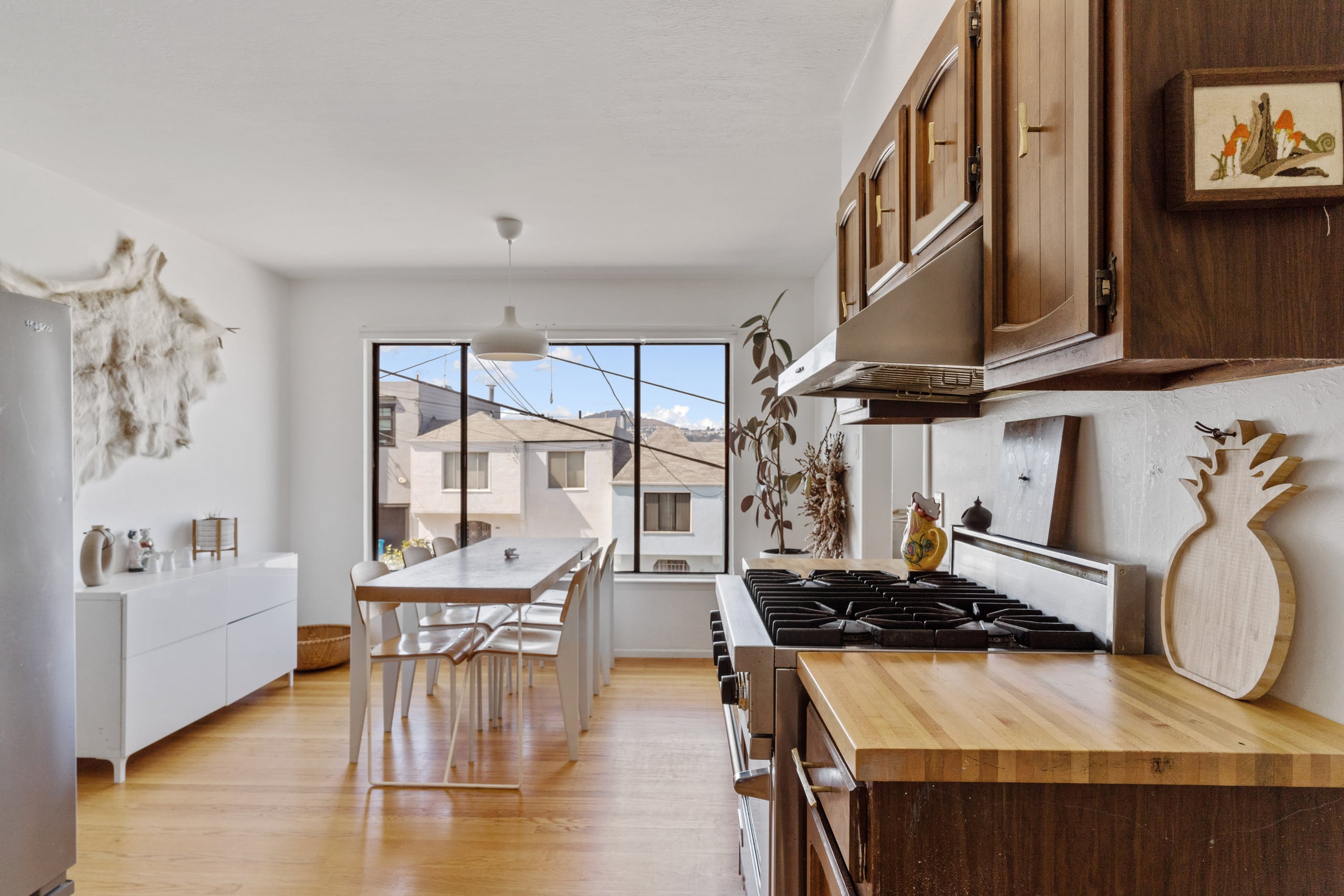 Home in San Francisco · ★4.59 · 2 bedrooms · 2 beds · 1 bath - Image 14