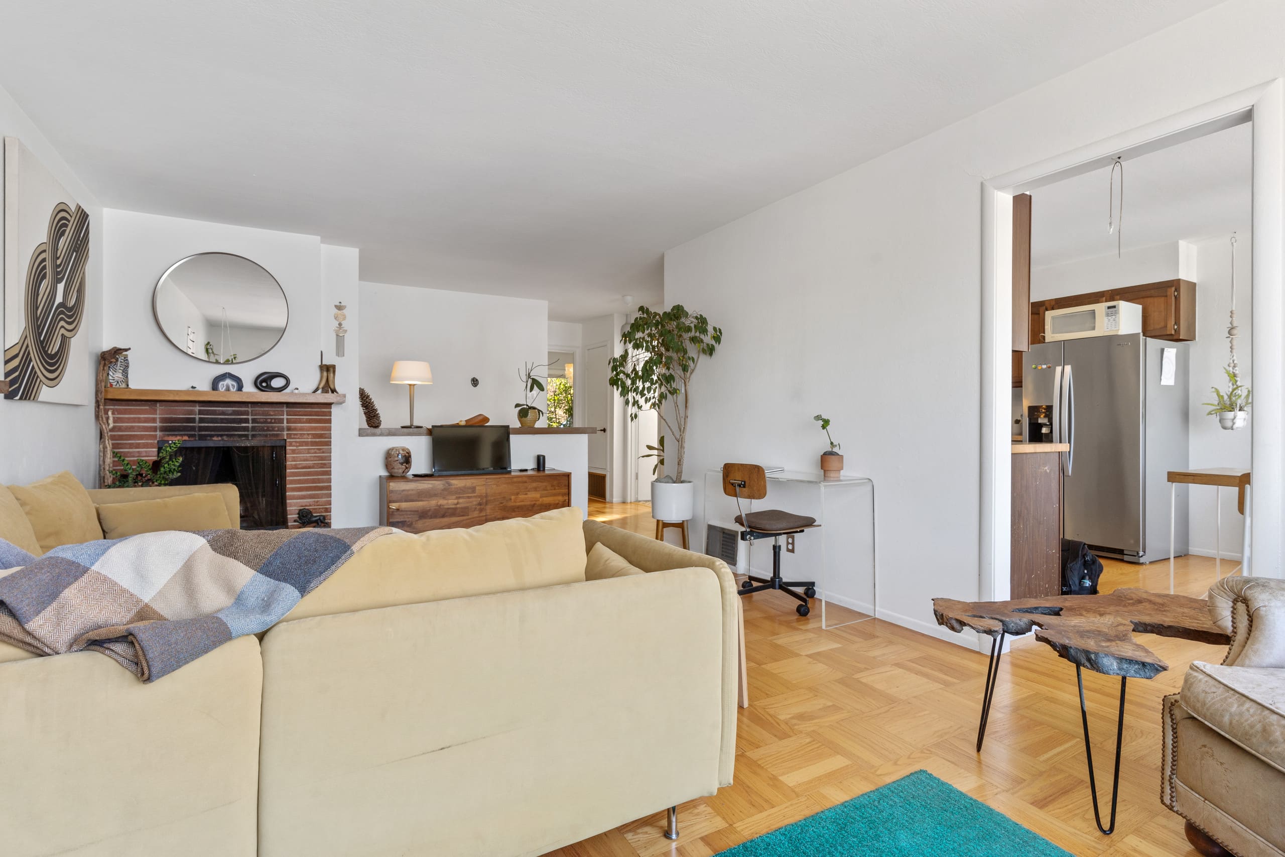 Home in San Francisco · ★4.59 · 2 bedrooms · 2 beds · 1 bath - Image 5