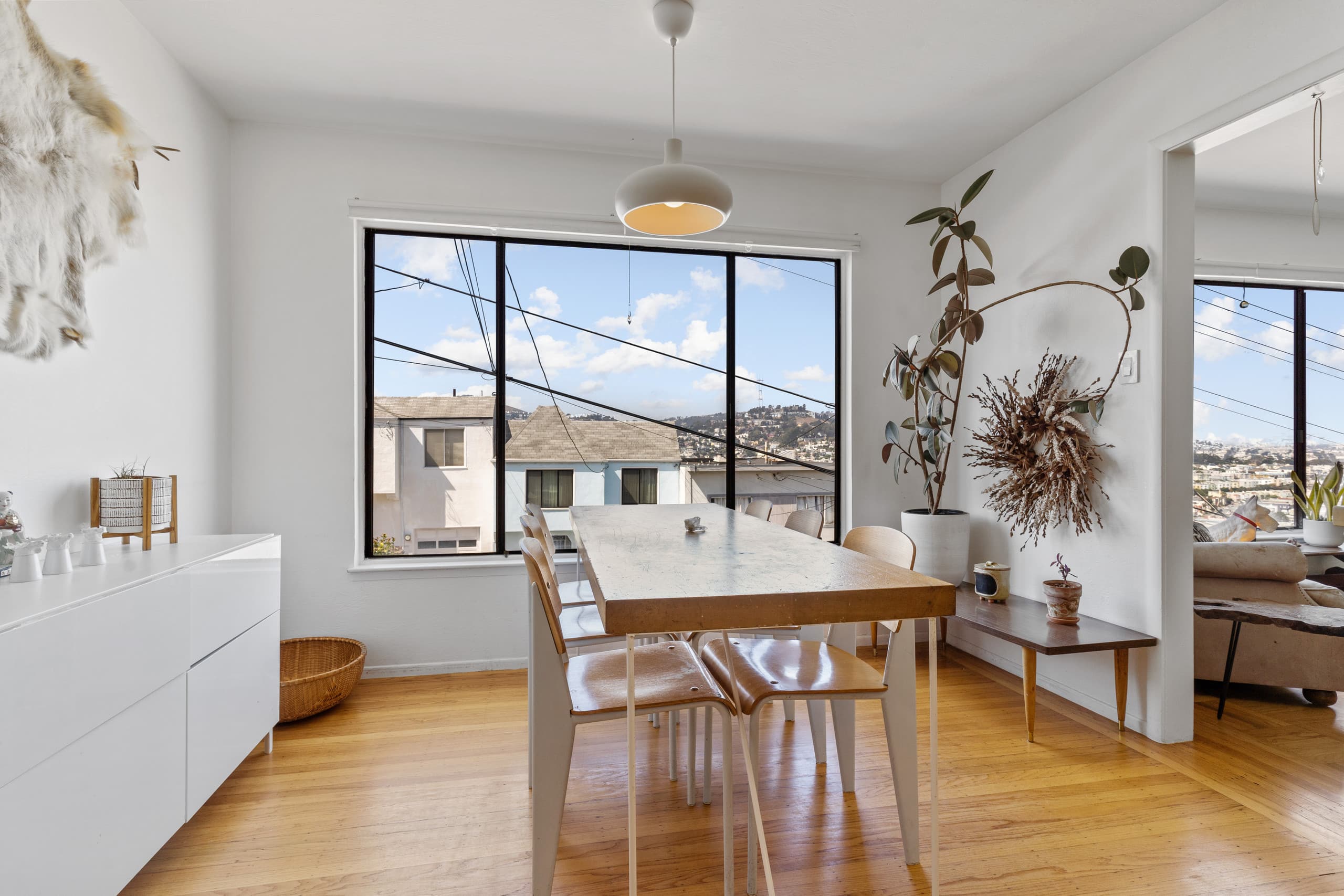 Home in San Francisco · ★4.59 · 2 bedrooms · 2 beds · 1 bath - Image 17