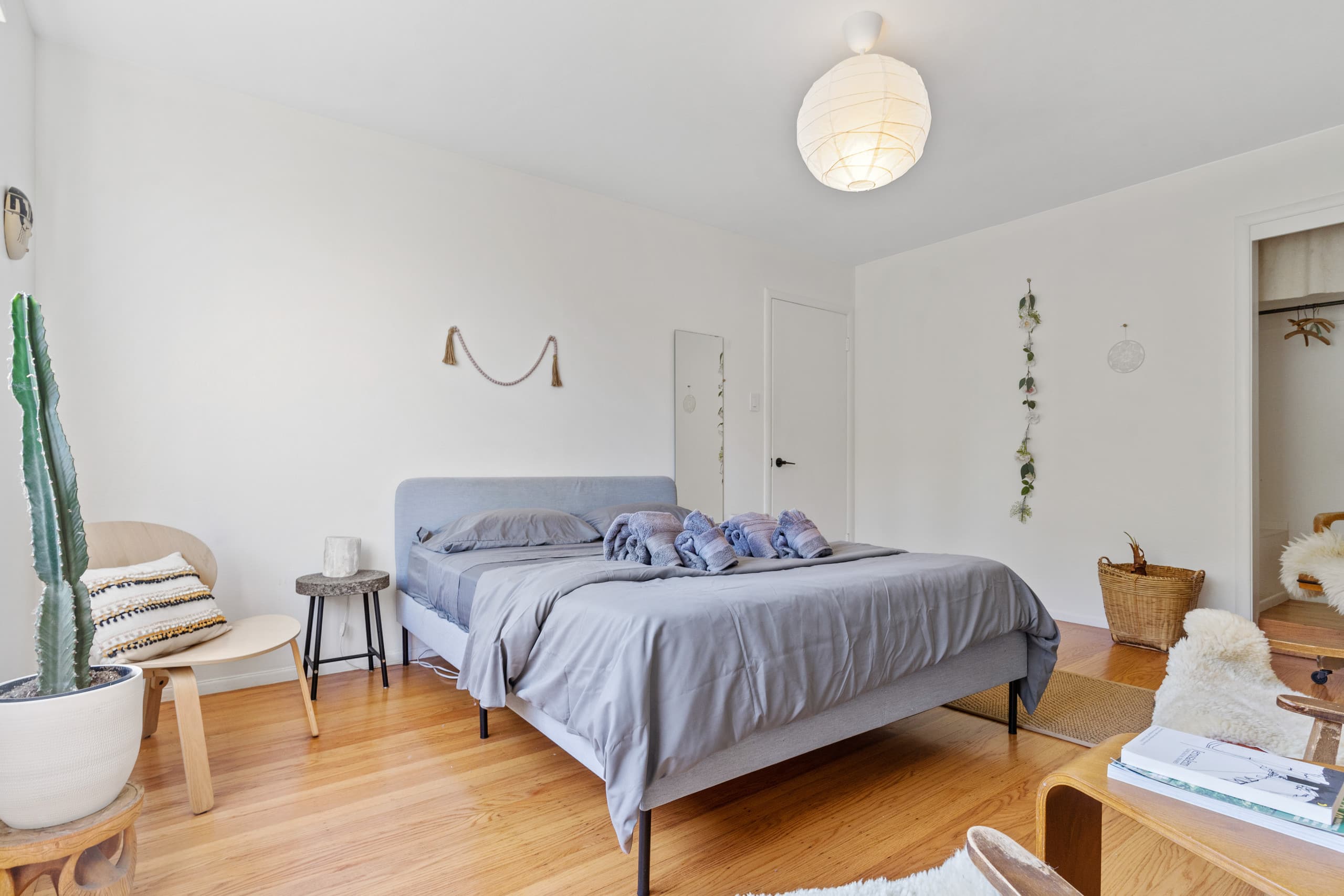 Home in San Francisco · ★4.59 · 2 bedrooms · 2 beds · 1 bath - Image 23