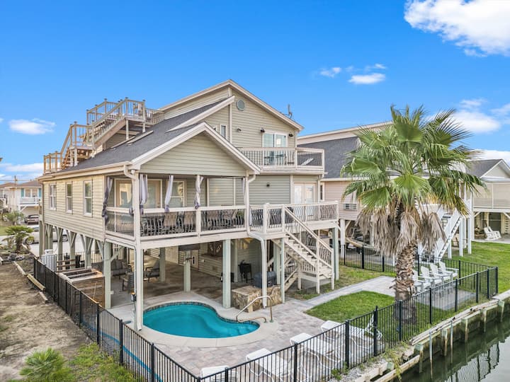 Cherry Grove Beautiful Beach House, Private Pool - North Myrtle Beach, SC