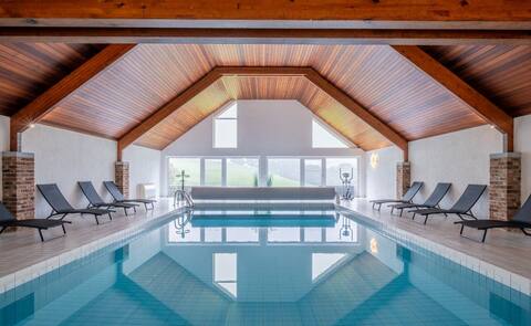 Luxurious residence – 13 people