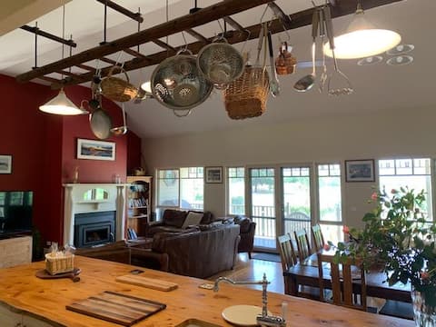 Successful Airbnb property: Rosedale House Mansfield Accommodation in Mansfield