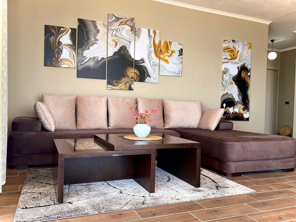 Listing 989258686467693296