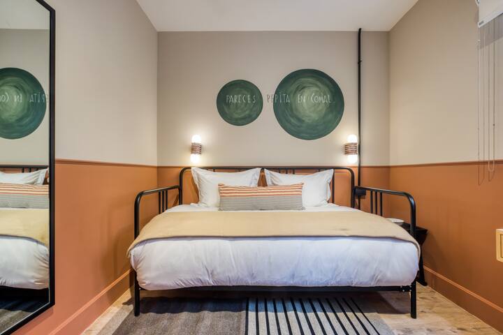 Casa Oliva | Deluxe Two Bedroom/Roma Norte gallery image 3