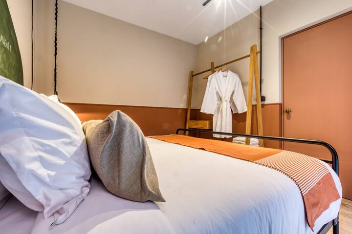 Casa Oliva | Deluxe Two Bedroom with Terrace gallery image 5