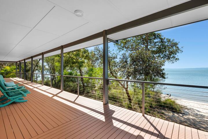 Blissful Lake Retreat gallery image 5