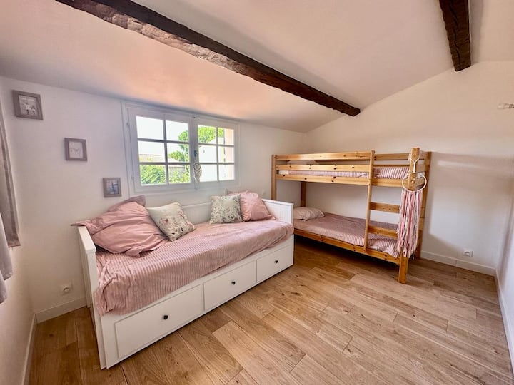 160张子母床和2张双层床，2倍80