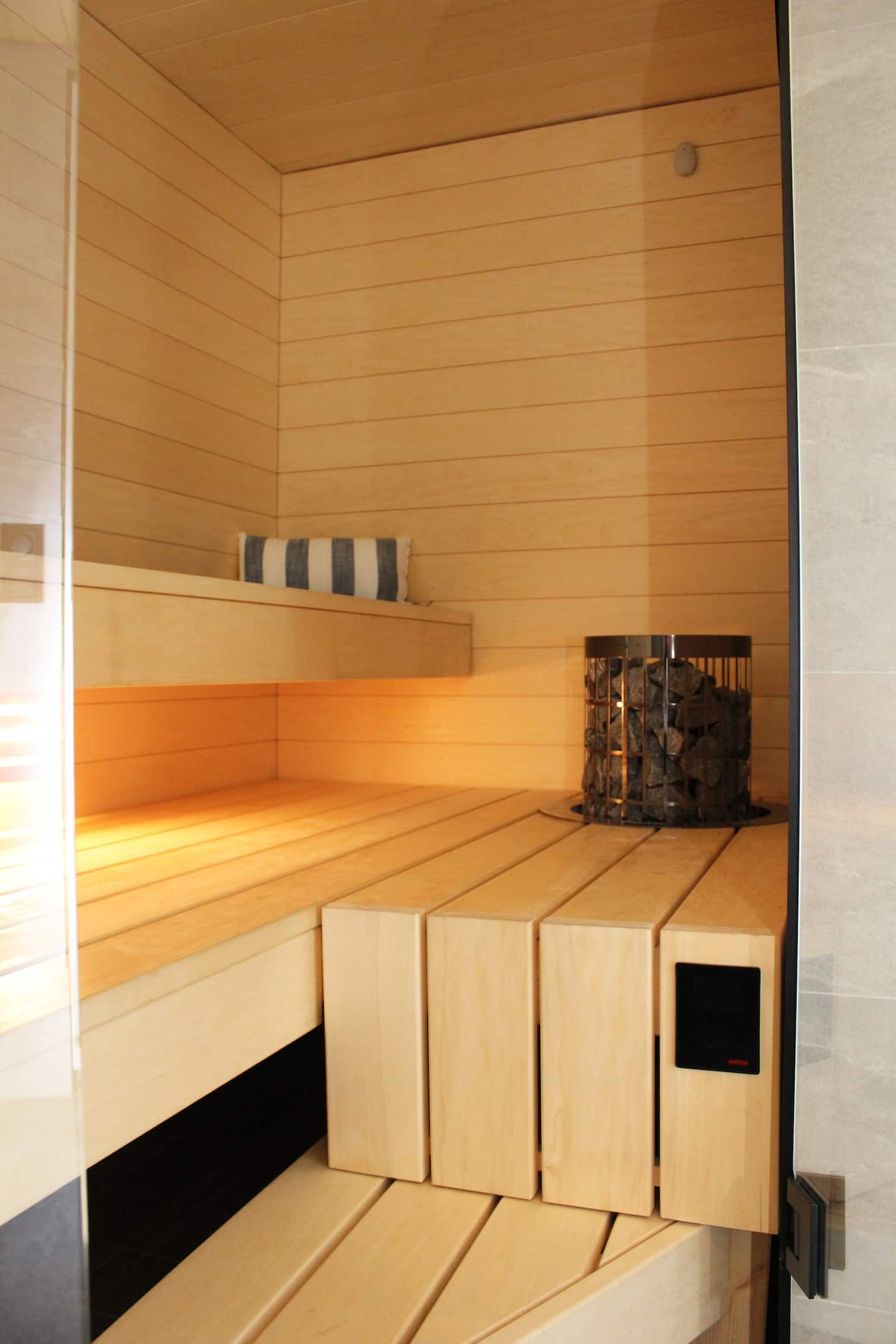Fully Renovated 2 Storey Apartment With Sauna 2