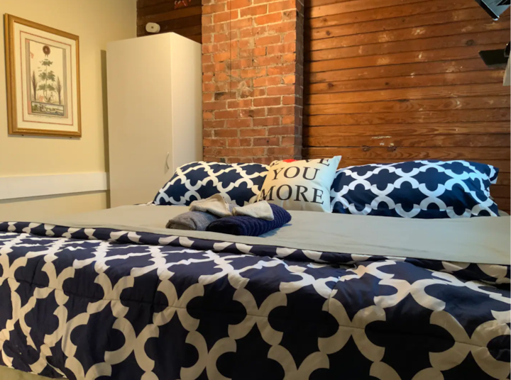 705 14 Near Yale KING BED Room Houses for Rent in New Haven