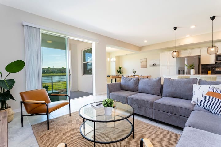Lovely Condo @Storey Lake! - Lake Buena Vista, FL