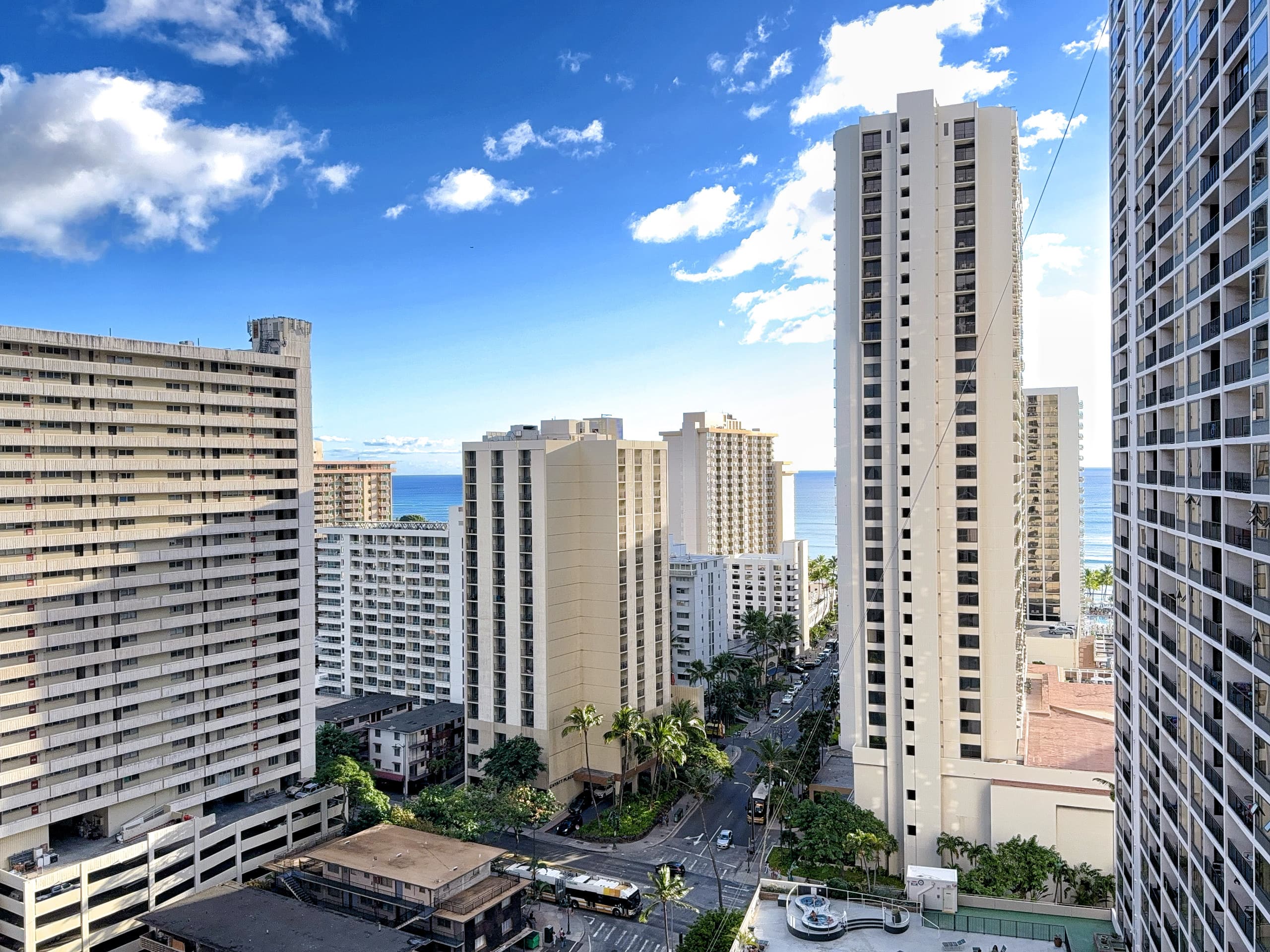 21FL Renovated Close to Beach w/Free Parking - Image 52