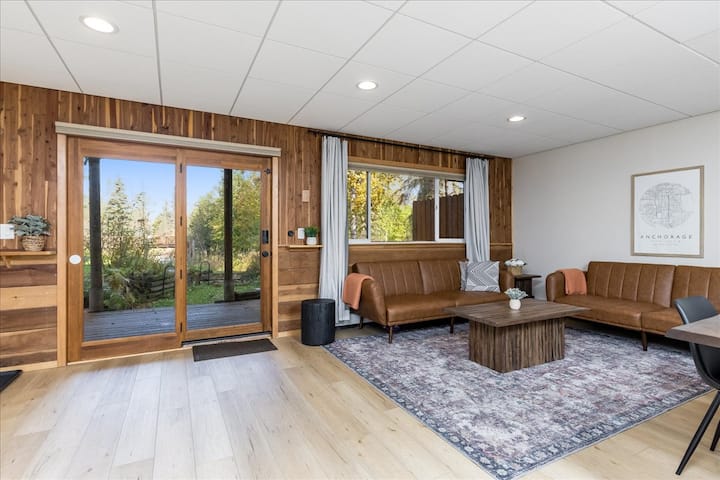 Creekside Getaway: On The Creek In Anchorage - Anchorage