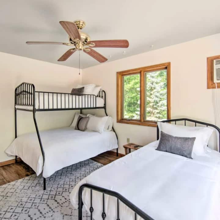 BEDROOM 1 FULL 2 TWINS  ... THIS ROOM IS A KIDS VACATION DREAM