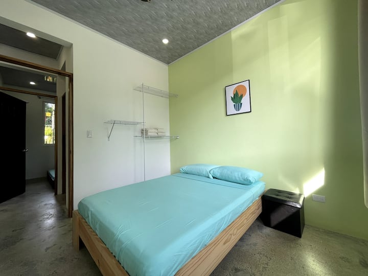 საძინებელი 1