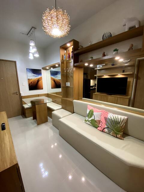 2br Near NAIA/Skyway:  Staycation With View