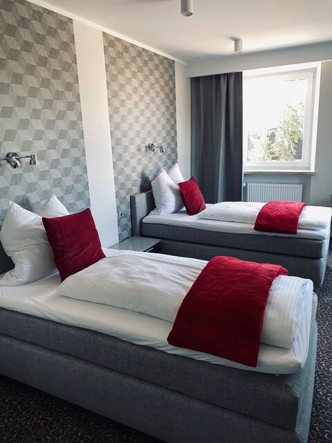 Ahorn Room Rental
