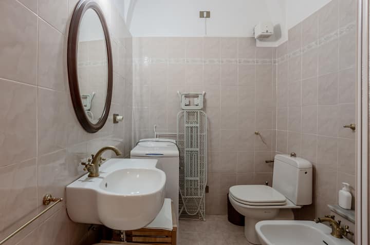 Guesthost - Casa Giovanna Central Studio - Lucca
