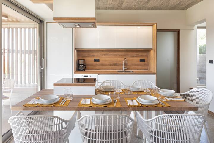 Seaview villa w/private pool, 4km to Plakias beach gallery image 5