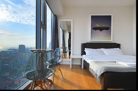 Shared apartment room in MKT DONT Book