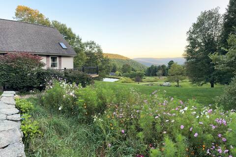 Yankee Acres Mountain Homestead