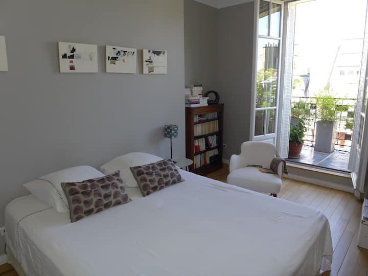 Camera da letto e terrazza 