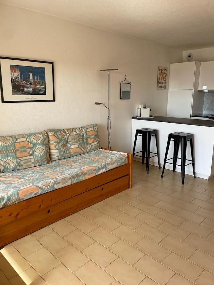 Studio Vue Mer. Tennis, Piscines - Juan-les-Pins