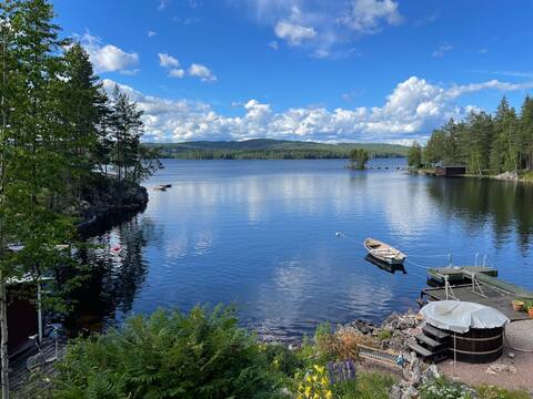 Newly-built house on the lake property near Romme Alpin