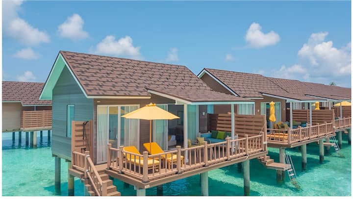 Maldives Water Villa Paradise Queen Bed - Maldivas