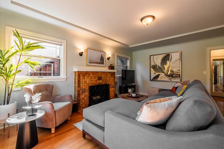 Families and groups gather at GreenLake! gallery image 4