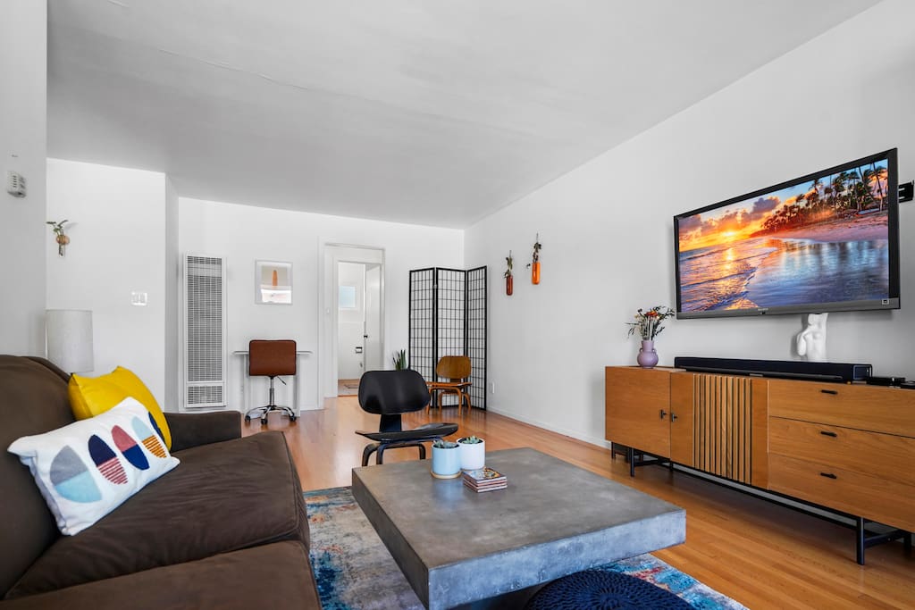 Oceanside Hermosa |Walk to Beaches|Parking|Kitchen