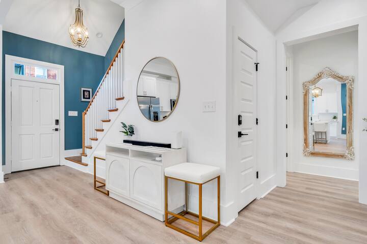 Renovated Creole Cottage in the Marigny Triangle gallery image 2