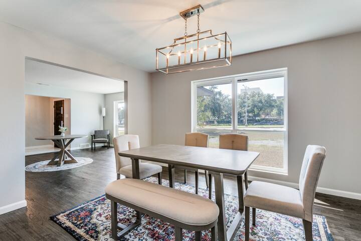 North Dallas Hockaday Home gallery image 3