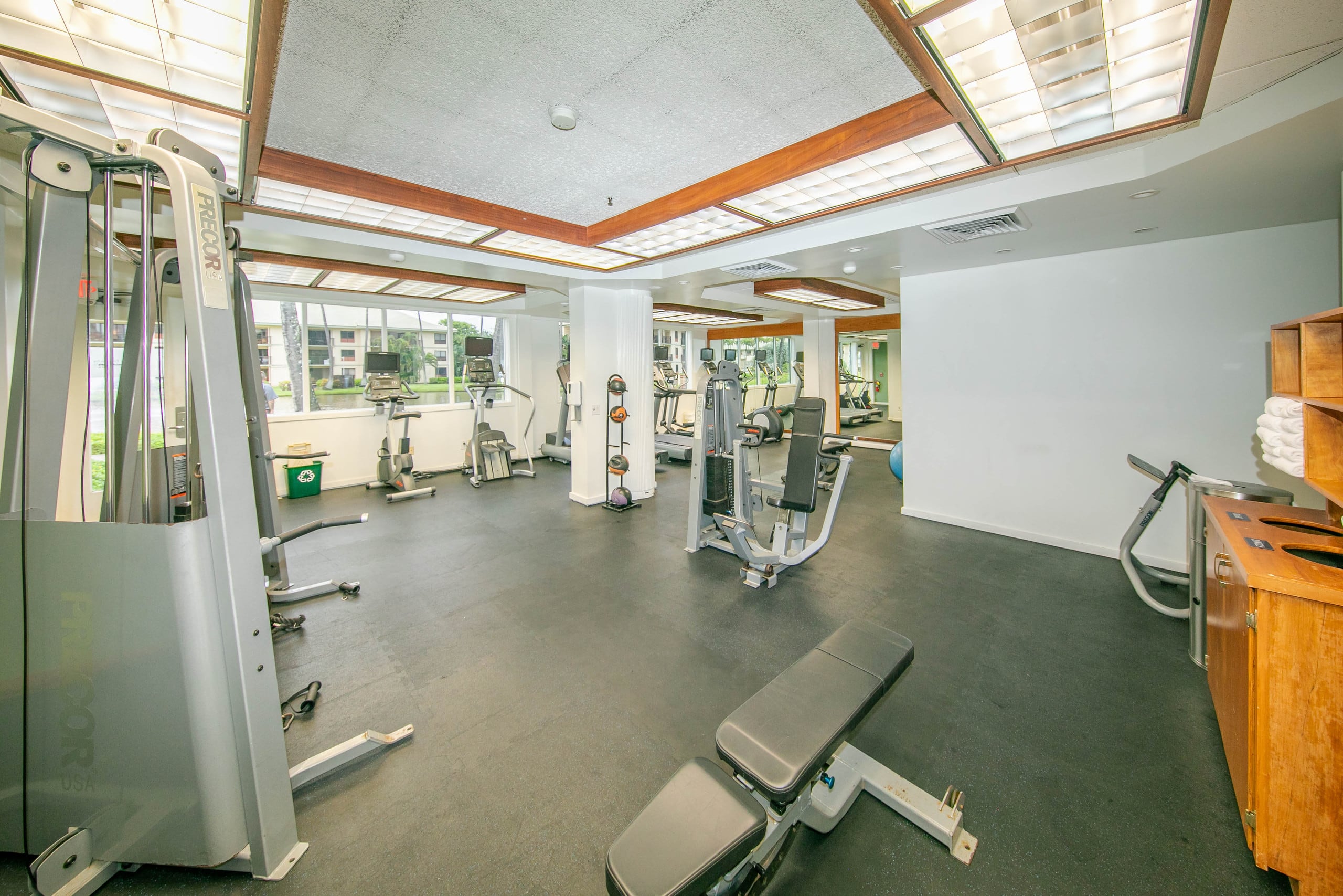 Condo in Lihue · ★4.36 · Studio · 1 bed · 1 shared bath - Image 27