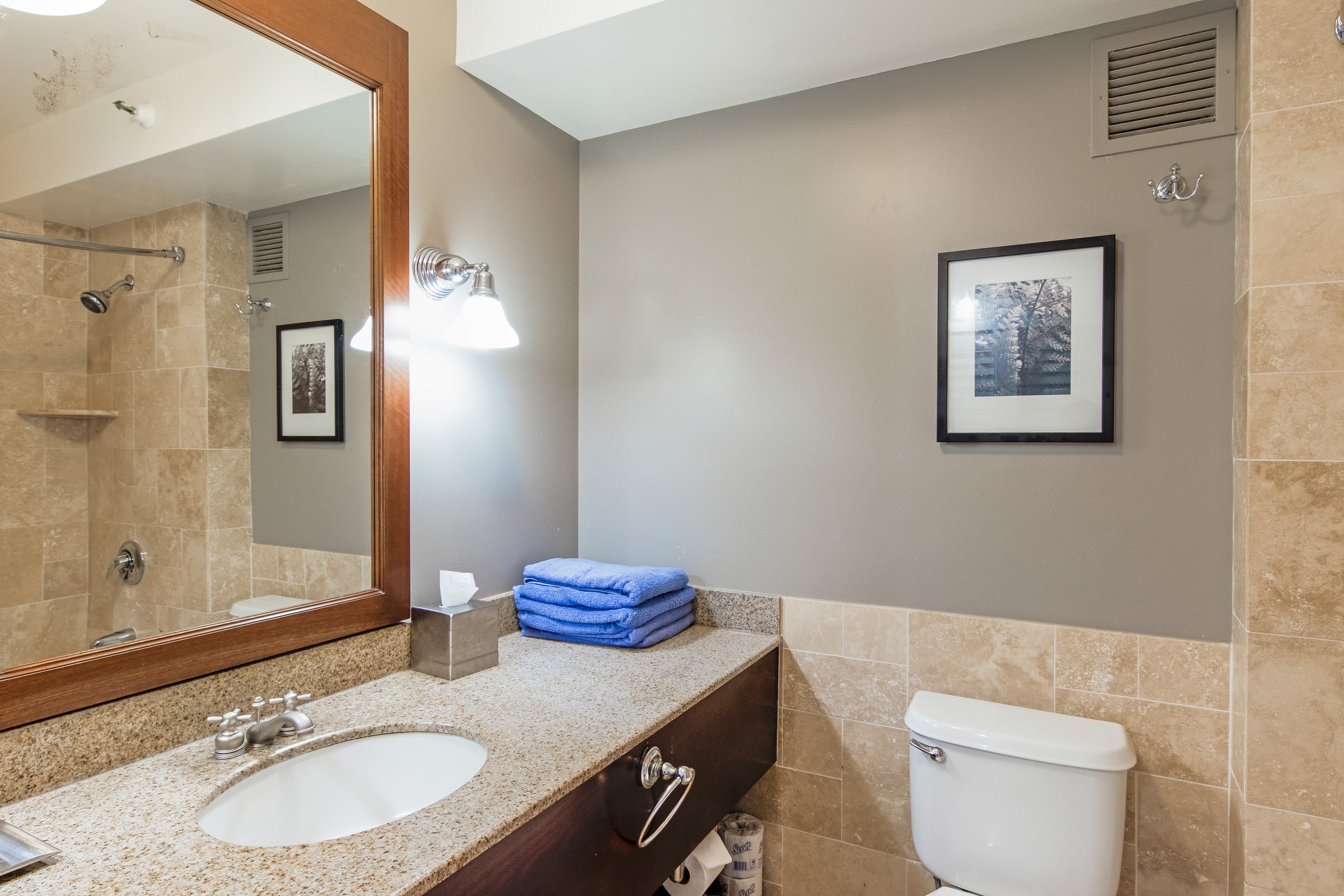 Condo in Lihue · ★4.36 · Studio · 1 bed · 1 shared bath - Image 9
