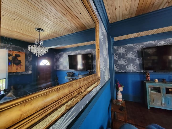 The Blue Dream Bungalow - St. Augustine, FL