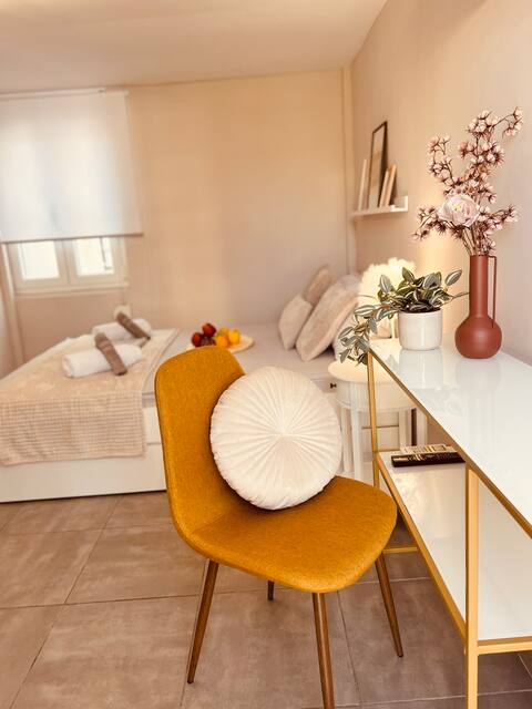 Cactus Luxury small suite1
