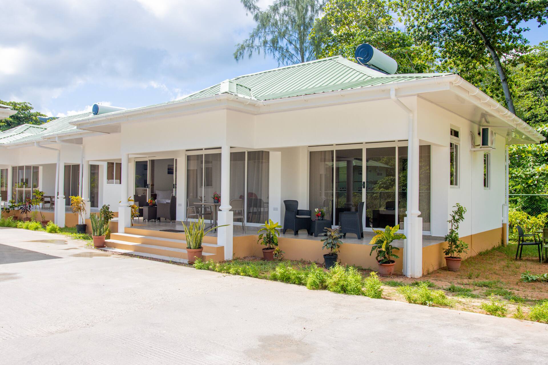 Macmillan's Holiday Villas