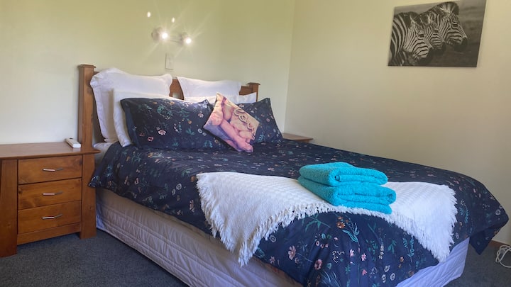 Საწოლი 152 × 203 სმ 1